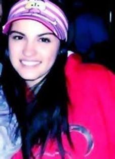 images (8) - poze Maite Perroni