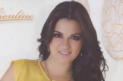 images (9) - poze Maite Perroni