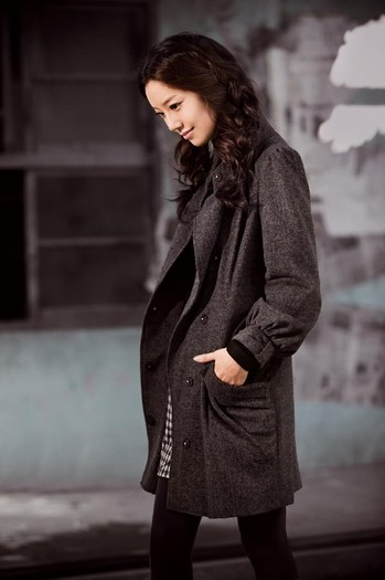 2rly9g9 - Moon Chae Won - Selly winter collection