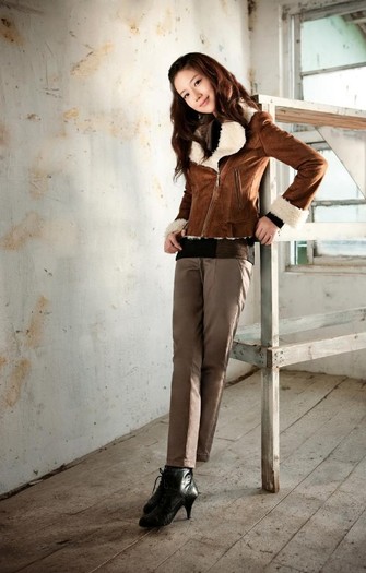 mkxl3k - Moon Chae Won - Selly winter collection