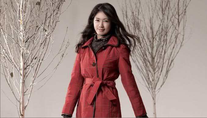 2im98g2 - Lee Yoo Won - Ragello 2010 Winter Collection