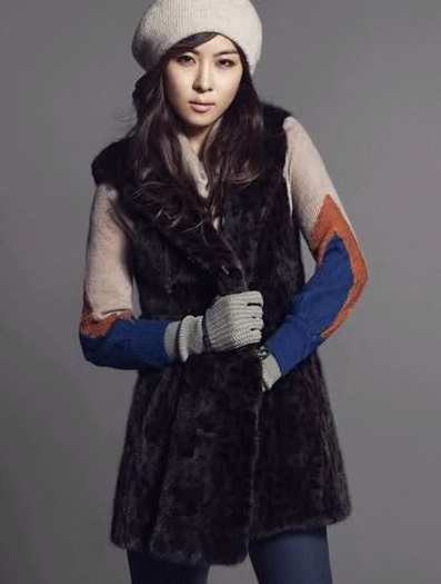 202gs9 - Ha Ji Won - Compagna