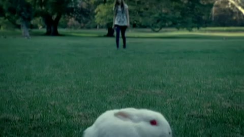 Avril Lavigne - Alice 0014 - Avril - Lavigne - Alice - Official - Music - Video - Caps - Part 01