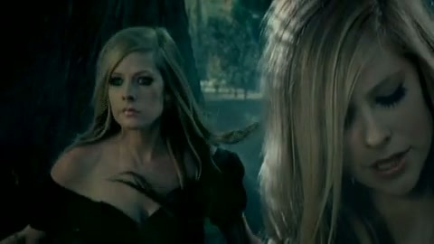 Avril Lavigne - Alice 0508 - Avril - Lavigne - Alice - Official - Music - Video - Caps - Part 02