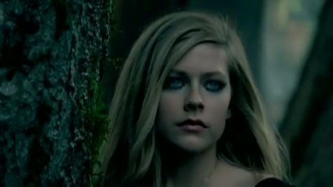 Avril Lavigne - Alice 0519