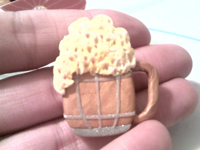 IMG533; brosa fimo halba cu bere 15 lei
