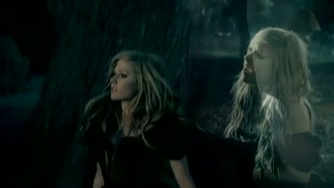 Avril Lavigne - Alice 0464