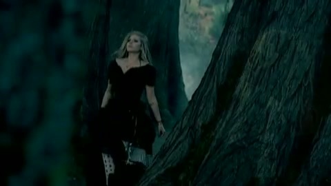 Avril Lavigne - Alice 0469
