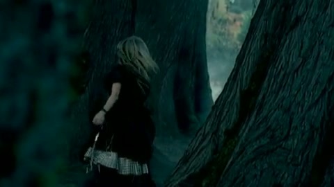 Avril Lavigne - Alice 0476