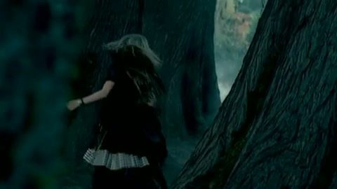 Avril Lavigne - Alice 0477