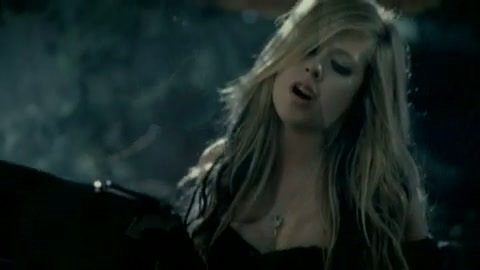Avril Lavigne - Alice 0483