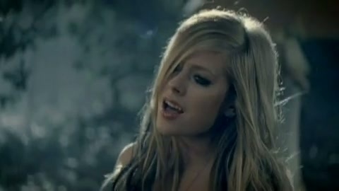 Avril Lavigne - Alice 0976