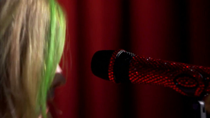 Avril Lavigne - Smile (AOL Sessions) 0075