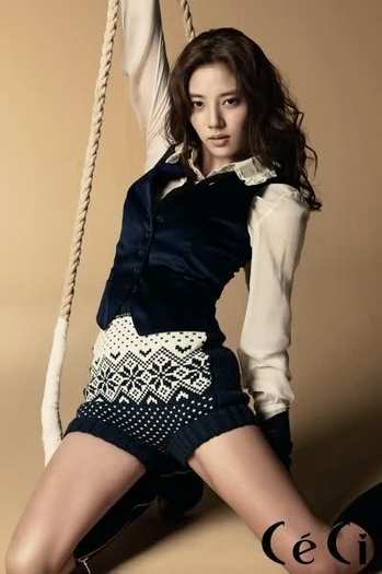 10nffaw - Son Dam Bi Ceci Magazine 2010