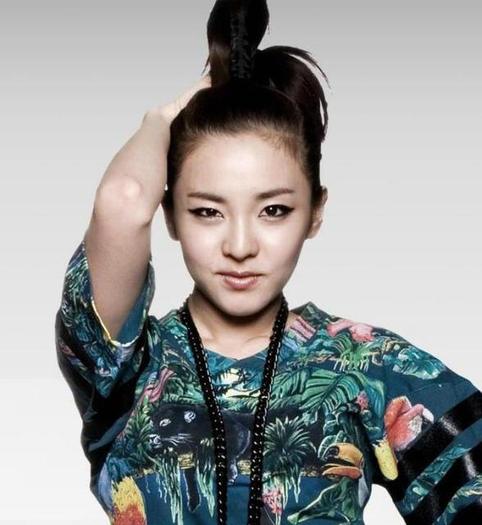 66193617 - a---sandara park---a