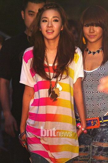 472552032327d93e4afb51f - a---sandara park---a