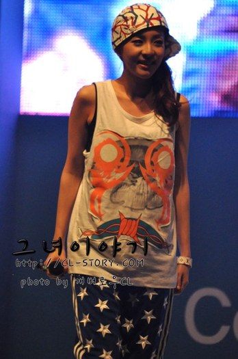 12665084112010021900552 - a---sandara park---a