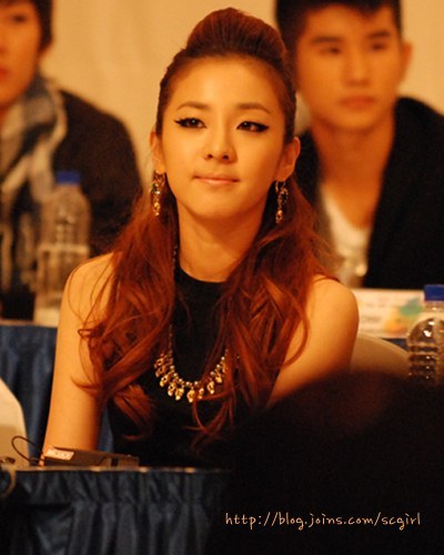 goddessq - a---sandara park---a