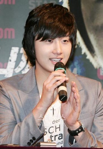 jiw6971afb1gy8 - a---jung il woo---a