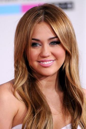 Miley Cyrus (84)
