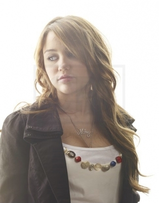 Miley Cyrus (154)
