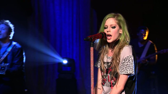 Avril Lavigne - What The Hell (AOL Sessions) 0505 - Avril - Lavigne - AOL - Session - What - The - Hell - Caps - Part 02