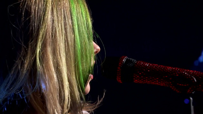 Avril Lavigne - What The Hell (AOL Sessions) 0513