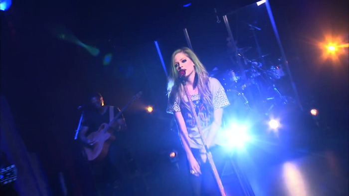 Avril Lavigne - What The Hell (AOL Sessions) 0519 - Avril - Lavigne - AOL - Session - What - The - Hell - Caps - Part 02