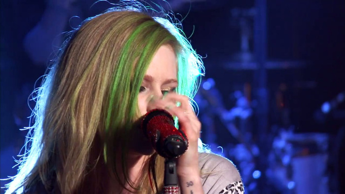 Avril Lavigne - What The Hell (AOL Sessions) 1002 - Avril - Lavigne - AOL - Session - What - The - Hell - Caps - Part 03