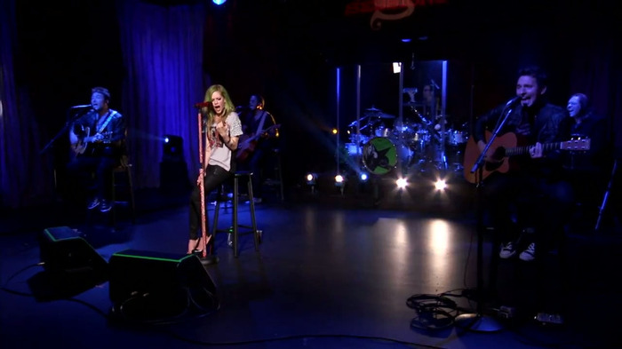 Avril Lavigne - What The Hell (AOL Sessions) 1012 - Avril - Lavigne - AOL - Session - What - The - Hell - Caps - Part 03