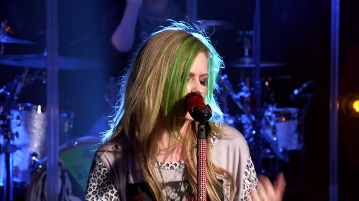 Avril Lavigne - What The Hell (AOL Sessions) 1019 - Avril - Lavigne - AOL - Session - What - The - Hell - Caps - Part 03