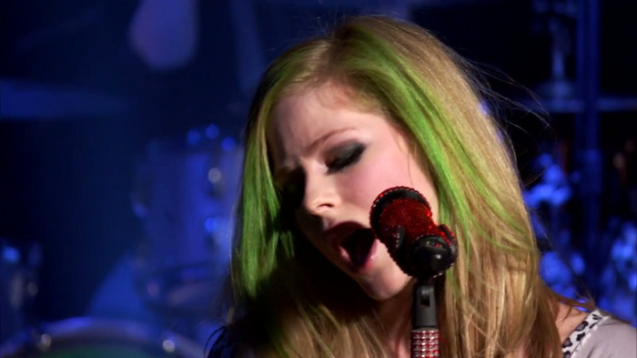Avril Lavigne - What The Hell (AOL Sessions) 1061