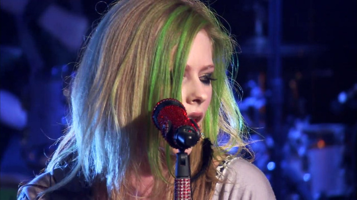 Avril Lavigne - What The Hell (AOL Sessions) 1077 - Avril - Lavigne - AOL - Session - What - The - Hell - Caps - Part 03
