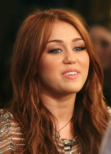 Miley Cyrus (102)