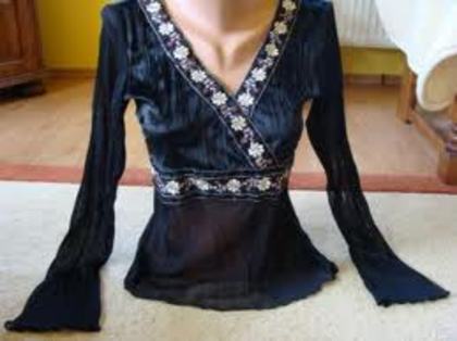 images (16) - 0 Alege o bluza 0