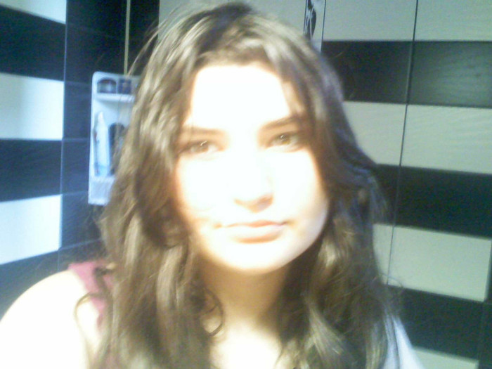 nikolle (20)