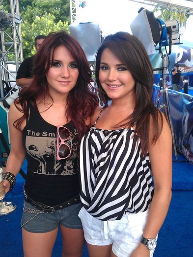 19xzqc - 0 Dulce Maria My Life Forever