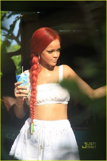 Rihanna-Man-Down-Artwork-Revealed-rihanna-21931111-817-1222 - rihanna 2011