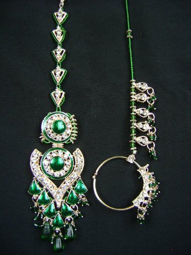 7896 - Indian jewelry