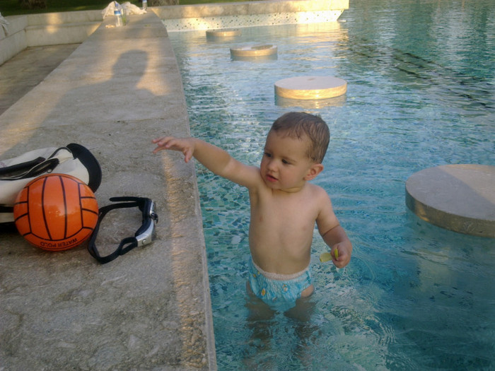 dàmi ochelari cà nu ajug la ei - ANDREI IN VACANTA ANTALIA SI BRASOV