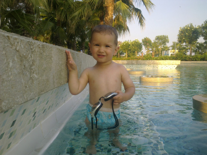 vezi cà am ochelari