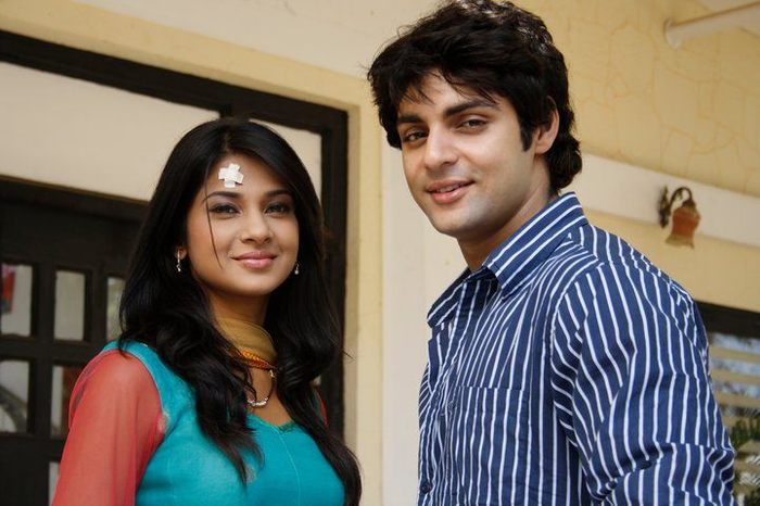 284410_251704851521889_109932945699081_1021969_7705228_n - xxKaran Wahi si Jennifer Winget- Siddhant si Ridhimaxx