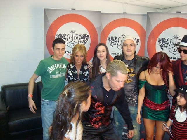 009 - 000RBD con fans en McAllen