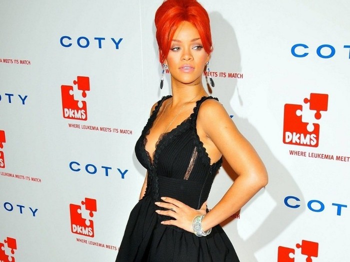 Lovely Rihanna Wallpaper - rihanna wallpaper - rihanna 2011