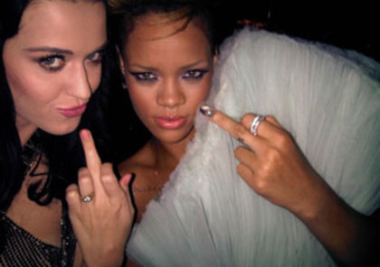 248498-katy-perry - rihanna