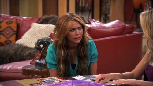 Miley Cyrus (121)