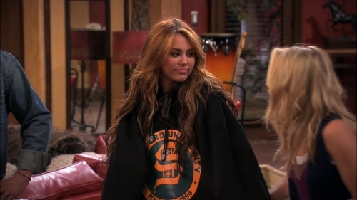 Miley Cyrus (159)