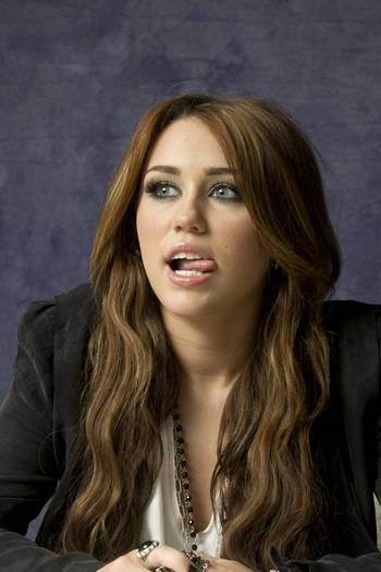 Miley Cyrus (3)