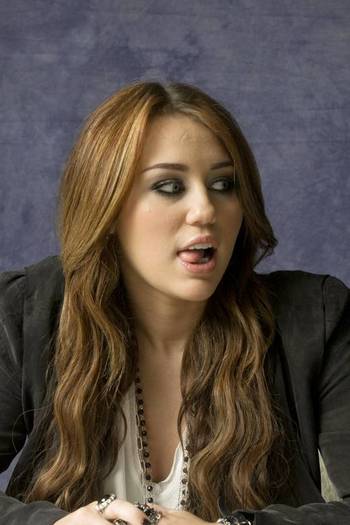 Miley Cyrus (4) - x - Miley Cyrus oo3