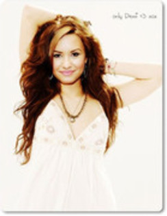 26 - DEMI LOVATO my idol